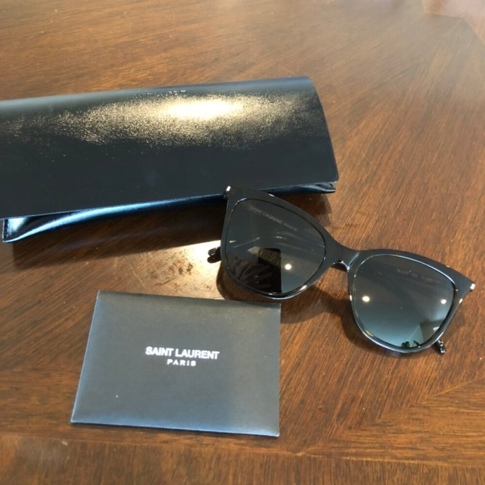 NIB Saint Laurent Cat Eye Brown Tortiseshell Sunglasses Authentic + Case